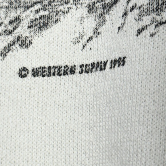 1985 Delta Vintage White Las Vegas Casino StripPuff Printing Bedazzled Crewneck - Picture 5 of 6